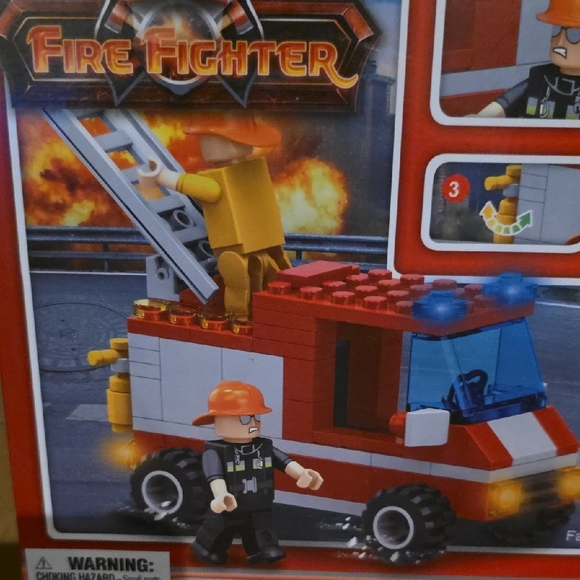 Firefighter Building Set - Picture 2 of 5